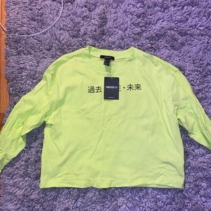 Long sleeve graphic tee